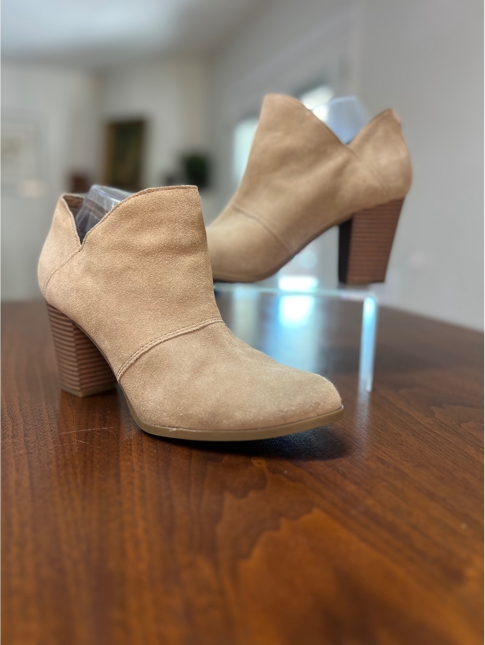 Koolaburra by UGG Nacie Tan Suede Block Heel Bootie Size 11